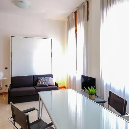 The Best Rent - Loft Corso Sempione Milão